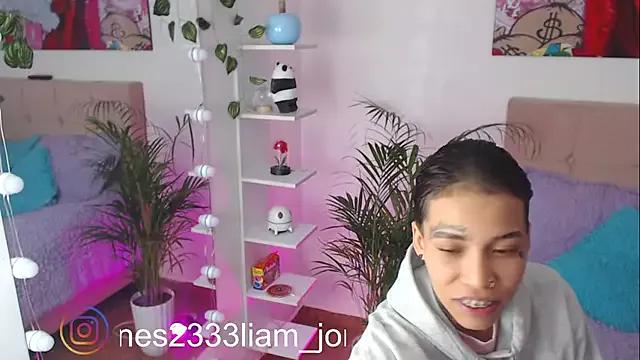 Jonesliam23 from StripChat is Freechat