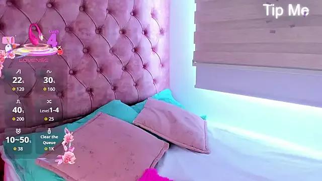 JordanCapriLm from StripChat is Freechat