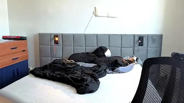 JordanShow from StripChat is Freechat