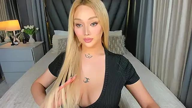 JorgeousKylie from StripChat is Freechat