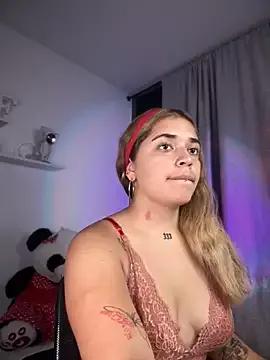 Girls and cam to cam: Watch as these sophisticated entertainers uncover their stunning costumes and curvaceous curves online!