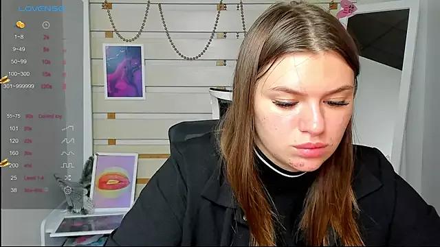 Girls and cam to cam: Watch as these sophisticated entertainers uncover their stunning costumes and curvaceous curves online!