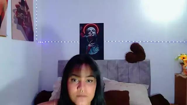 Girls and cam to cam: Watch as these sophisticated entertainers uncover their stunning costumes and curvaceous curves online!