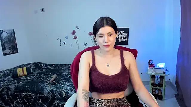 Girls and cam to cam: Watch as these sophisticated entertainers uncover their stunning costumes and curvaceous curves online!