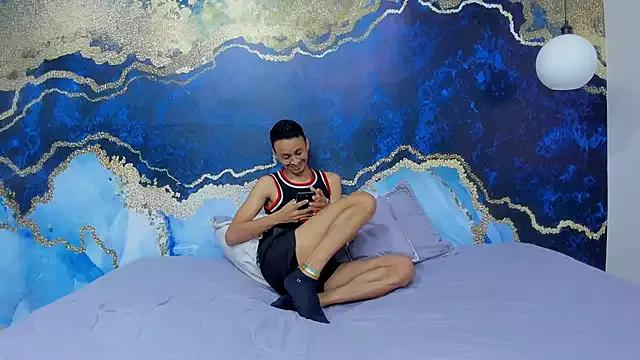 Girls and cam to cam: Watch as these sophisticated entertainers uncover their stunning costumes and curvaceous curves online!