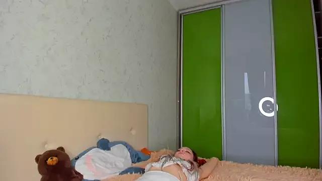 Juicystars from StripChat is Freechat