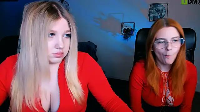 Girls and cam to cam: Watch as these sophisticated entertainers uncover their stunning costumes and curvaceous curves online!
