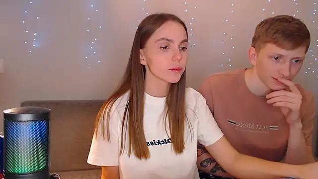 Girls and cam to cam: Watch as these sophisticated entertainers uncover their stunning costumes and curvaceous curves online!