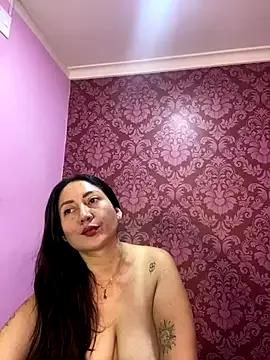 Girls and cam to cam: Watch as these sophisticated entertainers uncover their stunning costumes and curvaceous curves online!