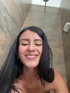Juliana_Xander from StripChat is Freechat