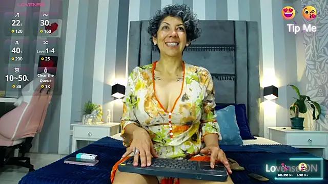 Girls and cam to cam: Watch as these sophisticated entertainers uncover their stunning costumes and curvaceous curves online!