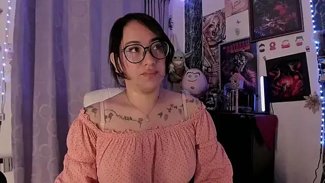 julibella_sweet from StripChat is Freechat