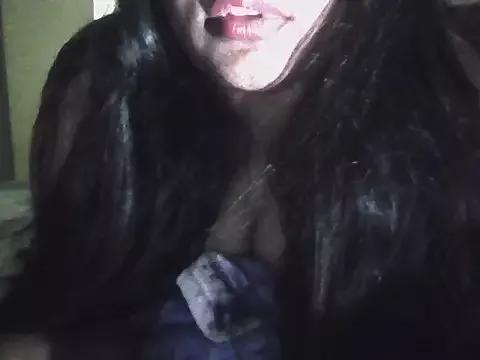 JulieJoe_ from StripChat is Freechat