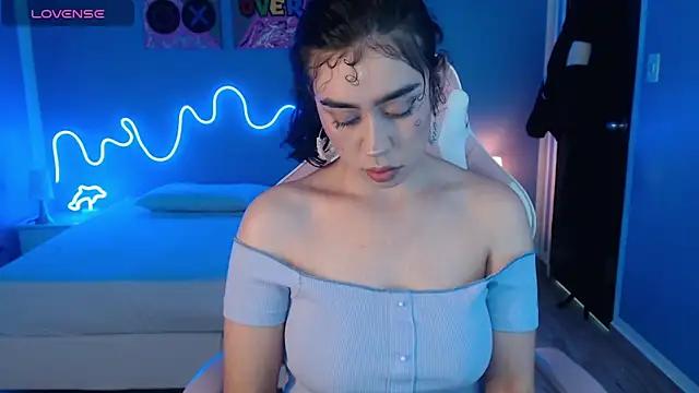 Girls and cam to cam: Watch as these sophisticated entertainers uncover their stunning costumes and curvaceous curves online!