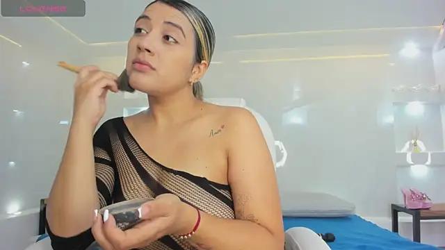 Girls and cam to cam: Watch as these sophisticated entertainers uncover their stunning costumes and curvaceous curves online!