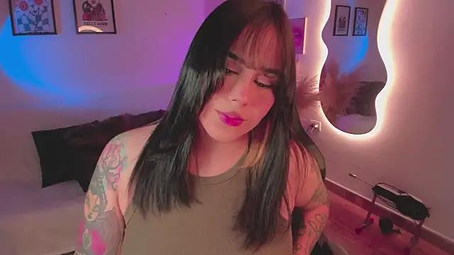 Girls and cam to cam: Watch as these sophisticated entertainers uncover their stunning costumes and curvaceous curves online!