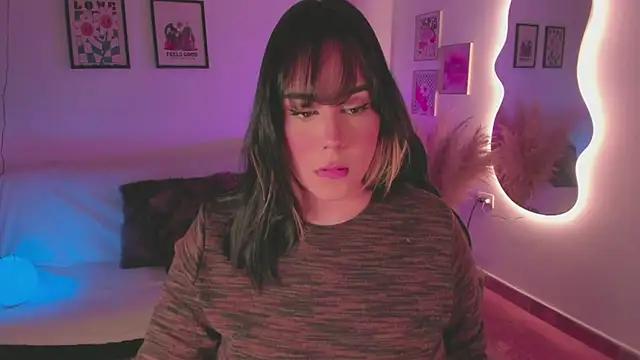 Girls and cam to cam: Watch as these sophisticated entertainers uncover their stunning costumes and curvaceous curves online!