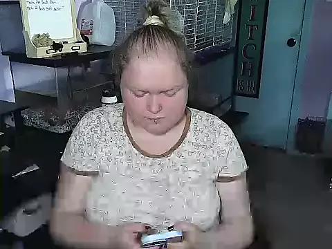 KadiSparkle from StripChat is Freechat