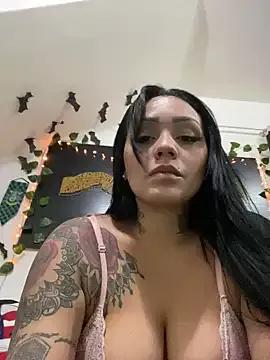 Photos of kahpoliver from StripChat is Freechat