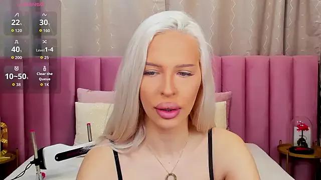 Girls and cam to cam: Watch as these sophisticated entertainers uncover their stunning costumes and curvaceous curves online!