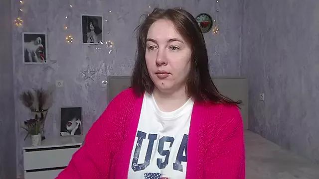 KaleyReed from StripChat is Freechat