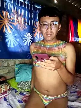 karola_horny from StripChat is Freechat