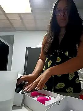 Karoline_Levy from StripChat is Freechat