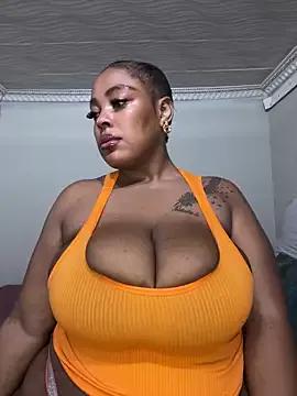 Photos of Katamia25 from StripChat is Private