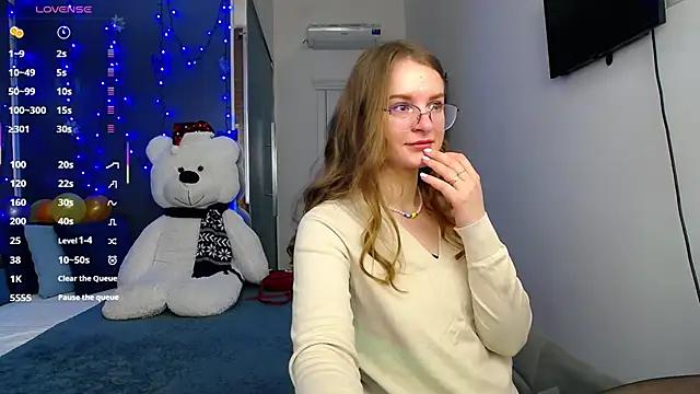 Girls and cam to cam: Watch as these sophisticated entertainers uncover their stunning costumes and curvaceous curves online!