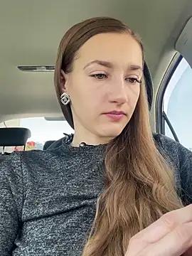 KateRedgar from StripChat is Freechat