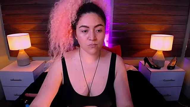 Girls and cam to cam: Watch as these sophisticated entertainers uncover their stunning costumes and curvaceous curves online!