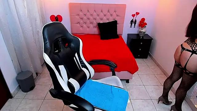 Girls and cam to cam: Watch as these sophisticated entertainers uncover their stunning costumes and curvaceous curves online!