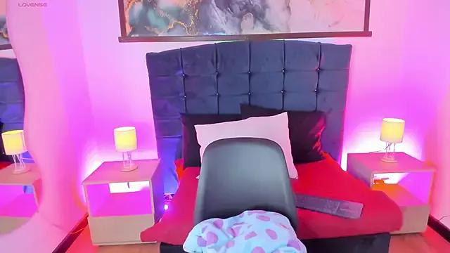 Katexxx2 from StripChat is Freechat