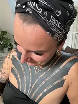 KathaleaNoir from StripChat is Freechat