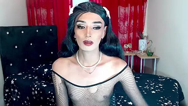 Girls and cam to cam: Watch as these sophisticated entertainers uncover their stunning costumes and curvaceous curves online!