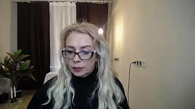 KatrinaCharm from StripChat is Freechat