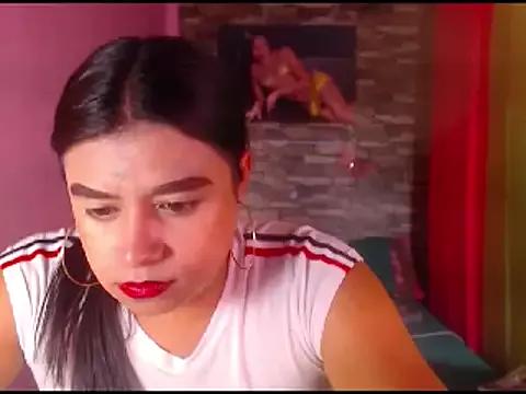 katrinawillff from StripChat is Freechat