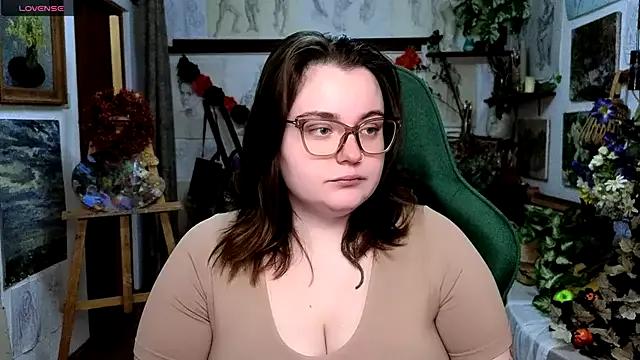 Girls and cam to cam: Watch as these sophisticated entertainers uncover their stunning costumes and curvaceous curves online!