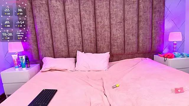 Girls and cam to cam: Watch as these sophisticated entertainers uncover their stunning costumes and curvaceous curves online!