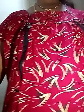 Photos of Kavya5500 from StripChat is Freechat