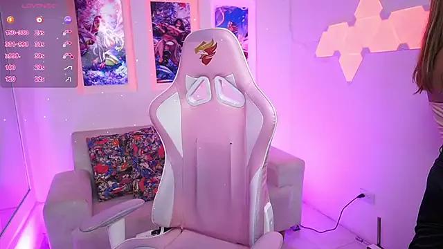 Girls and cam to cam: Watch as these sophisticated entertainers uncover their stunning costumes and curvaceous curves online!