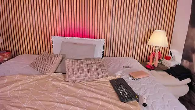 keeyla_stone from StripChat is Freechat