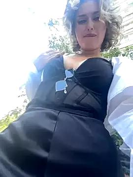 KellyKeler from StripChat is Freechat