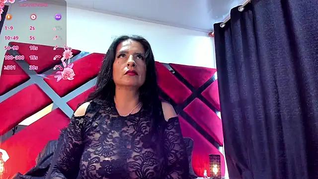 Girls and cam to cam: Watch as these sophisticated entertainers uncover their stunning costumes and curvaceous curves online!