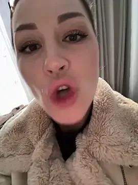 Girls and cam to cam: Watch as these sophisticated entertainers uncover their stunning costumes and curvaceous curves online!