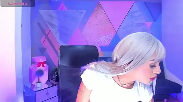 Girls and cam to cam: Watch as these sophisticated entertainers uncover their stunning costumes and curvaceous curves online!