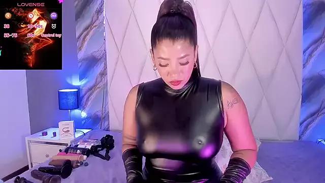 Girls and cam to cam: Watch as these sophisticated entertainers uncover their stunning costumes and curvaceous curves online!
