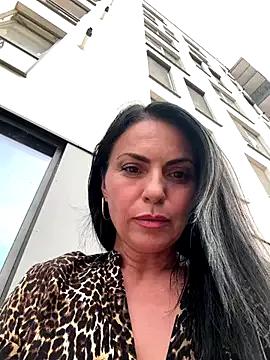 Girls and cam to cam: Watch as these sophisticated entertainers uncover their stunning costumes and curvaceous curves online!