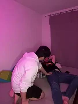 Kingpowerlittel from StripChat is Freechat