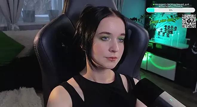 Girls and cam to cam: Watch as these sophisticated entertainers uncover their stunning costumes and curvaceous curves online!